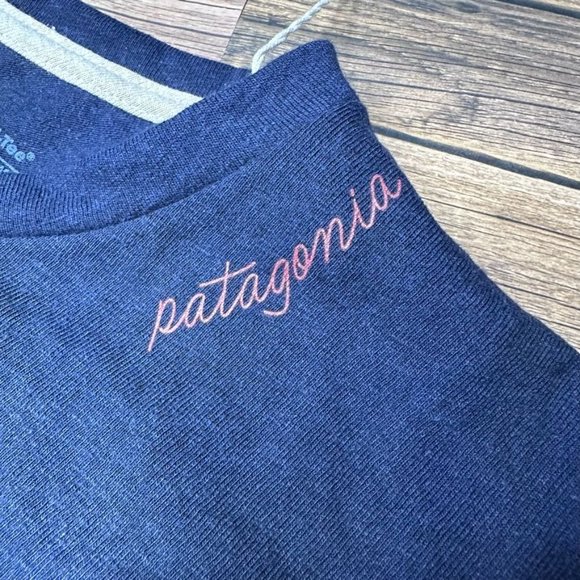 Patagonia Women's Ridge Rise Stripe Pocket Responsibili Tee NWT Size XS (Navy) - Picture 7 of 14